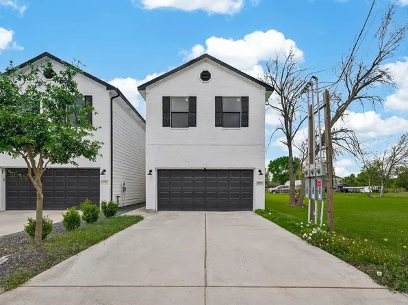 9724 Racine St, Houston, TX 77029
