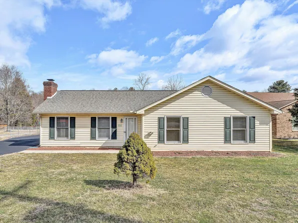 1060 Kesler Mill Rd, Salem, VA 24153