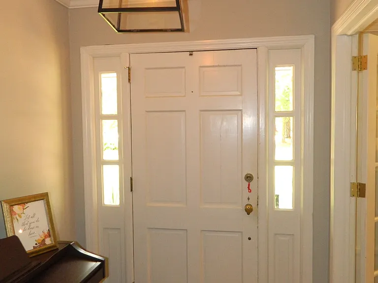 744 McClure Dr — Photo 5
