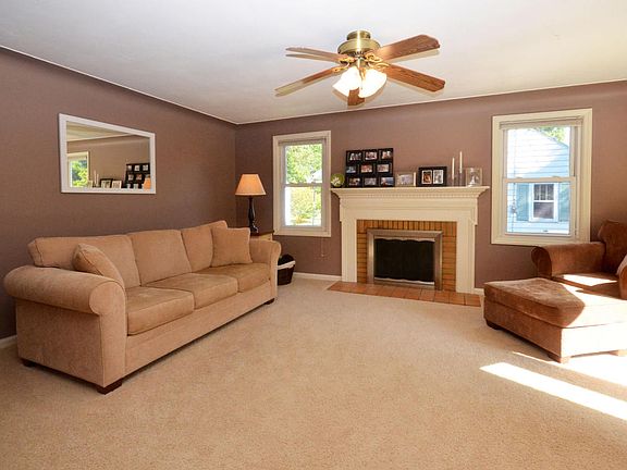 4th image of 915 Campbell Ave