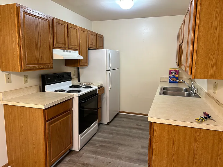 1005 Valley View Ln #9 — Photo 11