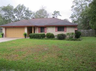 8509 Shakespeare Dr, Orange, TX 77632