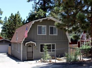 125 Holmes Ln, Sugarloaf, CA 92386
