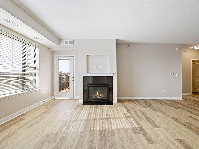 1155 Ford Rd — Photo 12