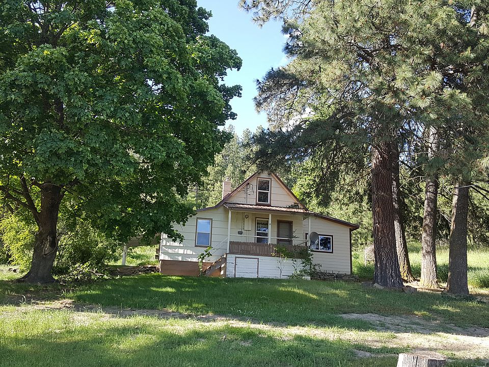7563 Yakima St. Front View