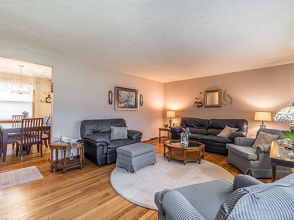 5th image of 329 Southern Dr
