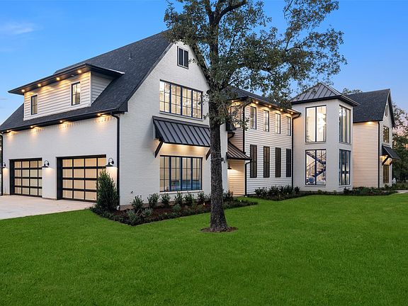 3rd image of 102 Augusta Dr