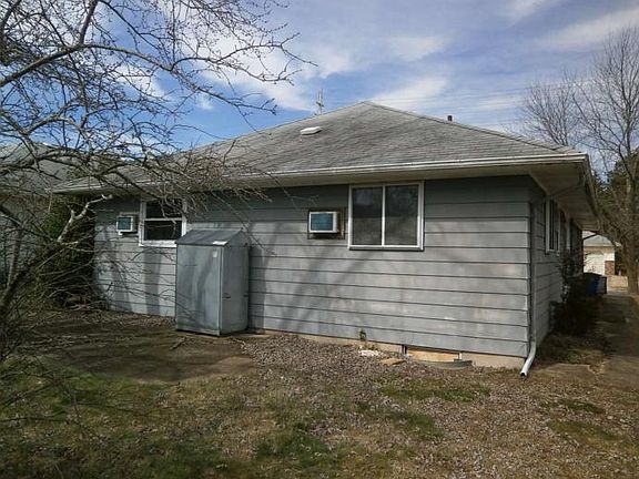 5th image of 2253 Mount Hood Ln