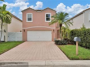 12225 NW 1st St, Plantation, FL 33325