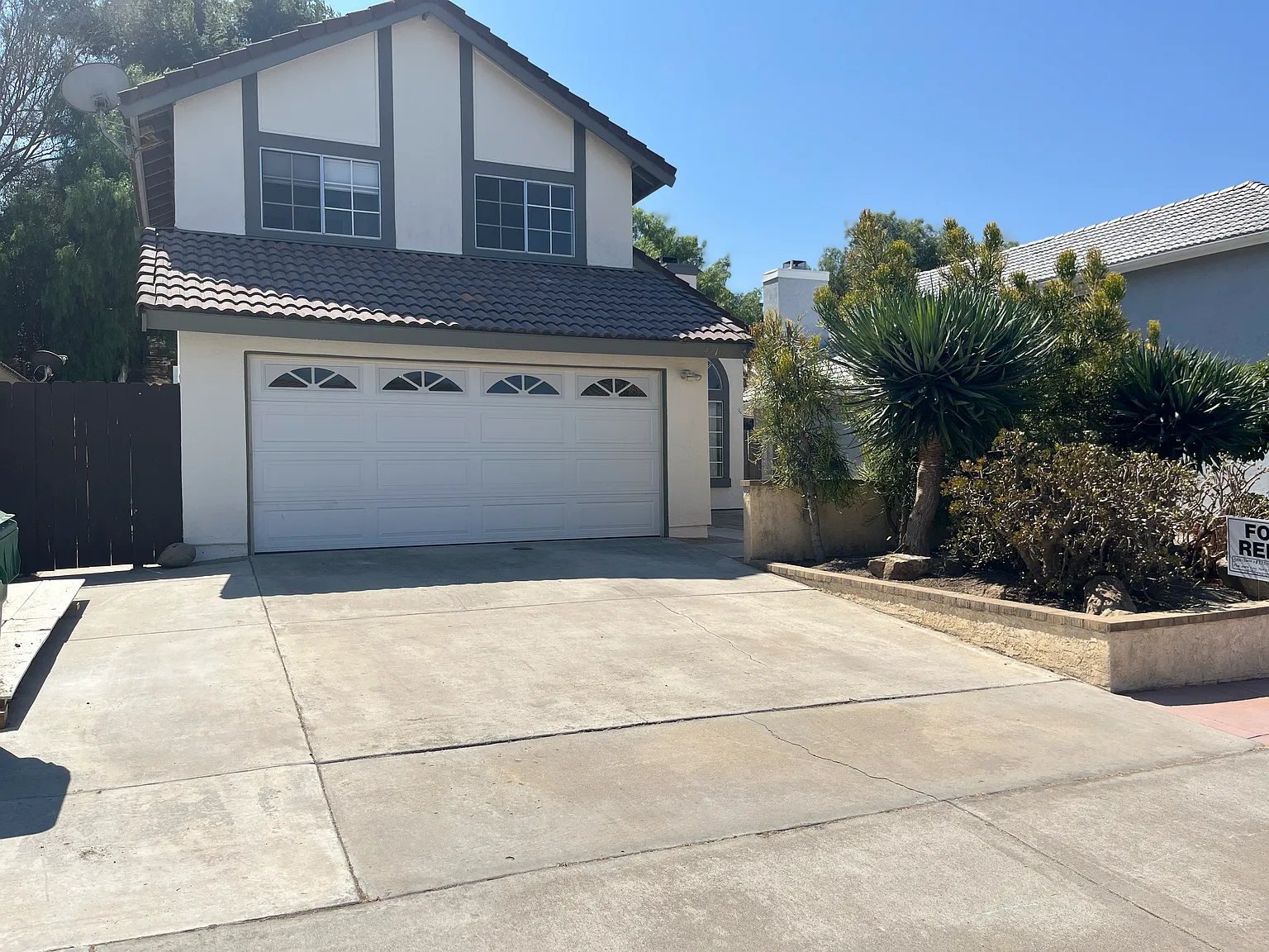 3 bed, 1750 sqft, $3,750 — Photo 1