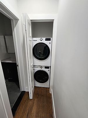 3rd image of 69 Pinehurst Ave APT 2C