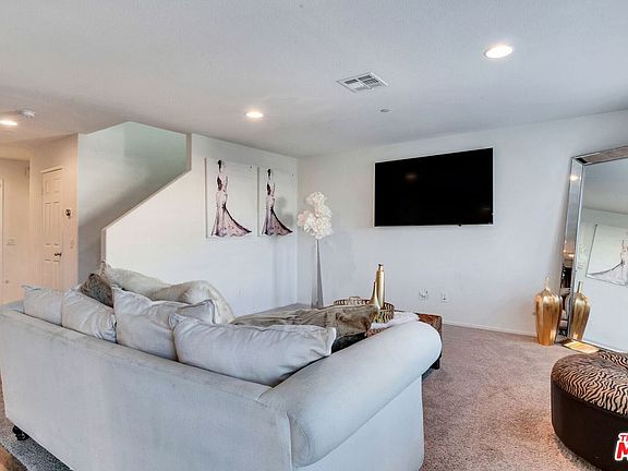 4th image of 6944 Alderwood Dr