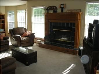 5th image of 3513 S Atherton Ave