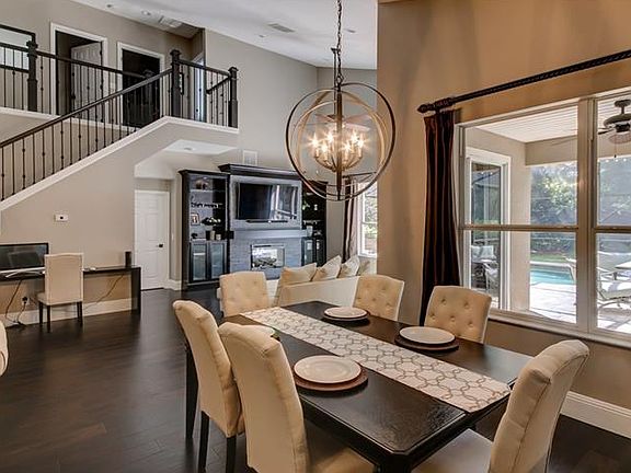 3rd image of 172 Birchmont Dr