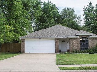 501 Cass Rd, Centerton, AR 72719