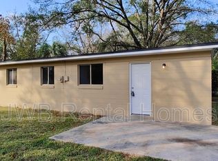 6818 Miss Muffet Ln N, Jacksonville, FL 32210