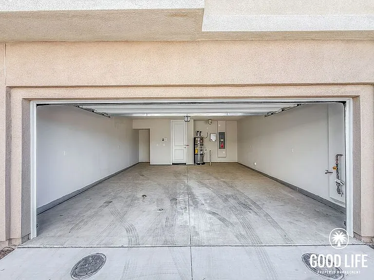 9194 Connolly Ln — Photo 17