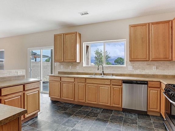 Kitchen_1
