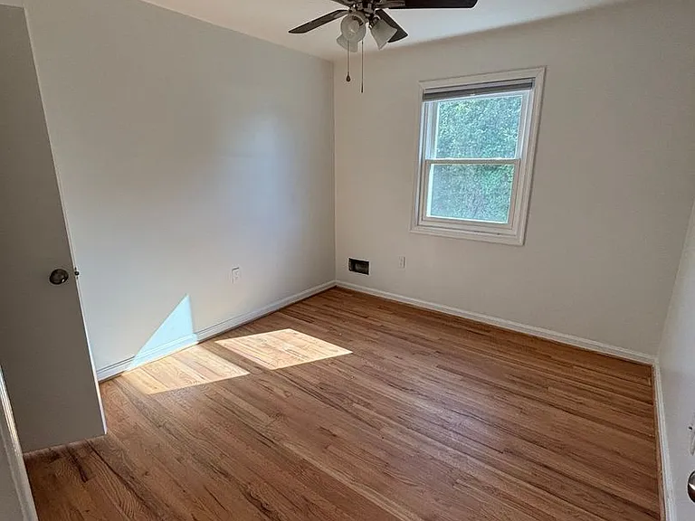 2 Alice Ct — Photo 8