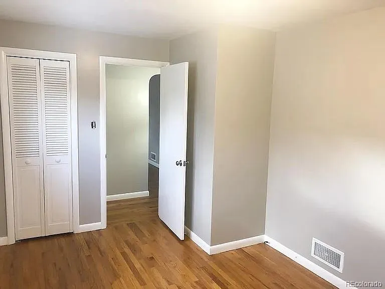 1617 S Jackson St — Photo 18