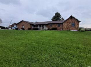 17607 Kenilworth Rd, Argos, IN 46501