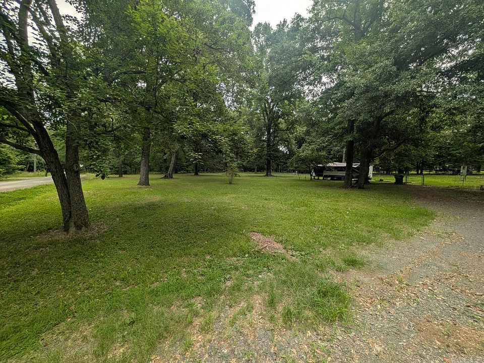 1st image of 681 Vise Ln