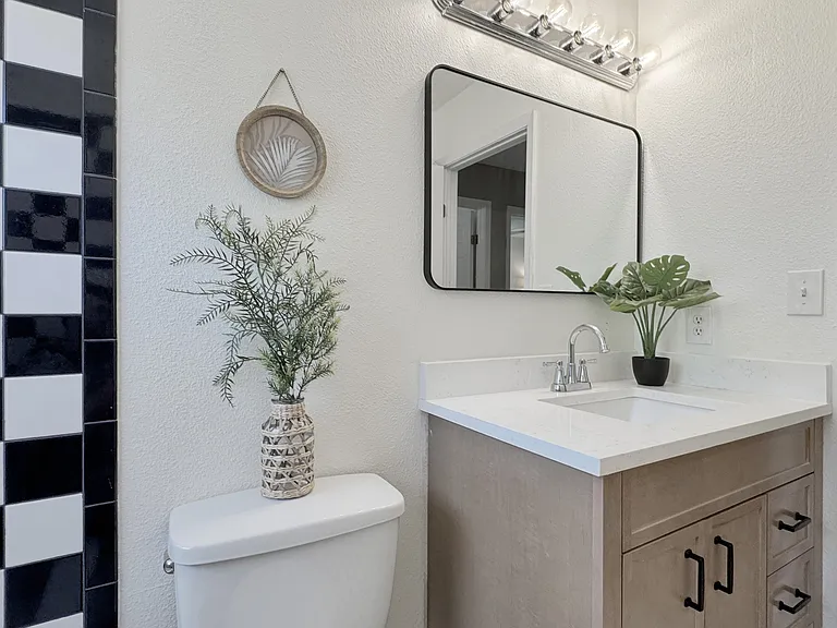 5306 Wellington Dr — Photo 15