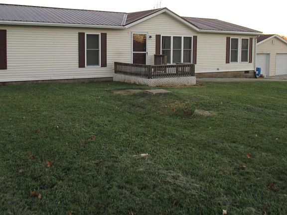 3rd image of 5290 Township Road 179