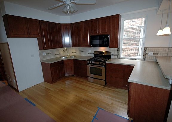 5th image of 2312 S Cuyler Ave
