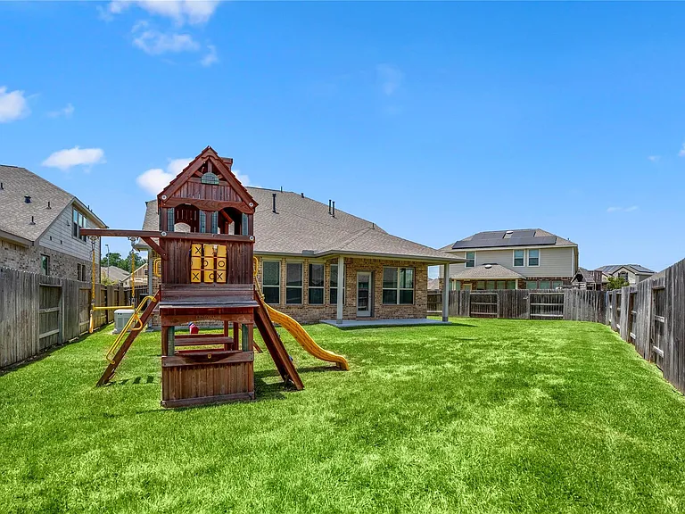 4411 Mimic Dr — Photo 38