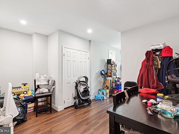 5th image of 1242 N Conestoga St