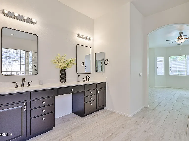 30870 N 125th Dr — Photo 32