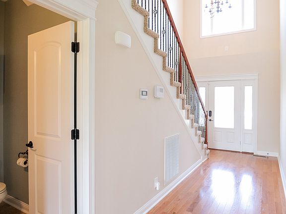 5th image of 1706 Cabana Dr