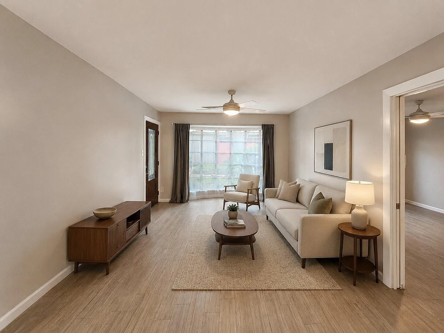 1 bed, 1.0 bath, 820 sqft, $1,200 — Photo 2
