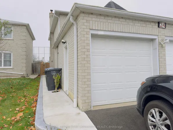 24 Nasmith St #Basement, Brampton, ON L6S 4Y8
