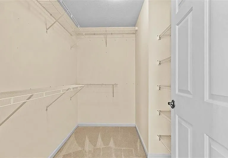 510 Village Green Blvd W — Photo 14