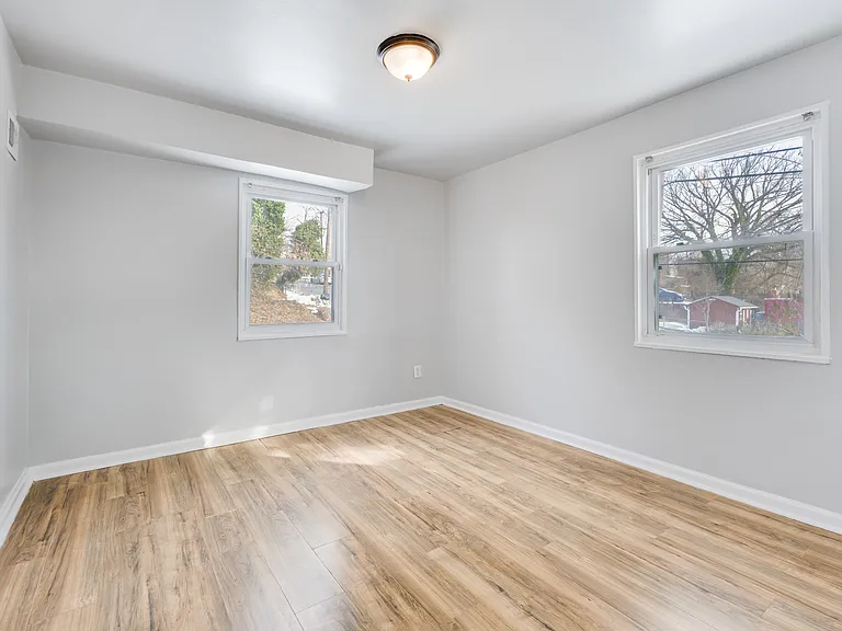 508 Brandywine St SE #2 — Photo 10