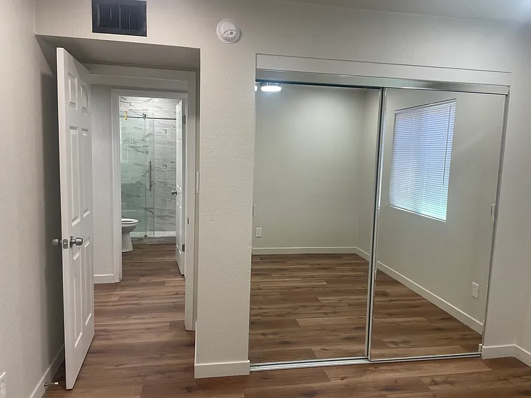 916 S Hacienda Dr #C — Photo 10