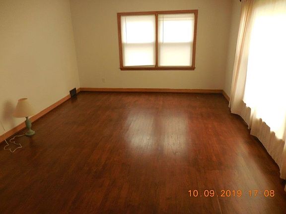 4th image of 426 S Rockford Ave