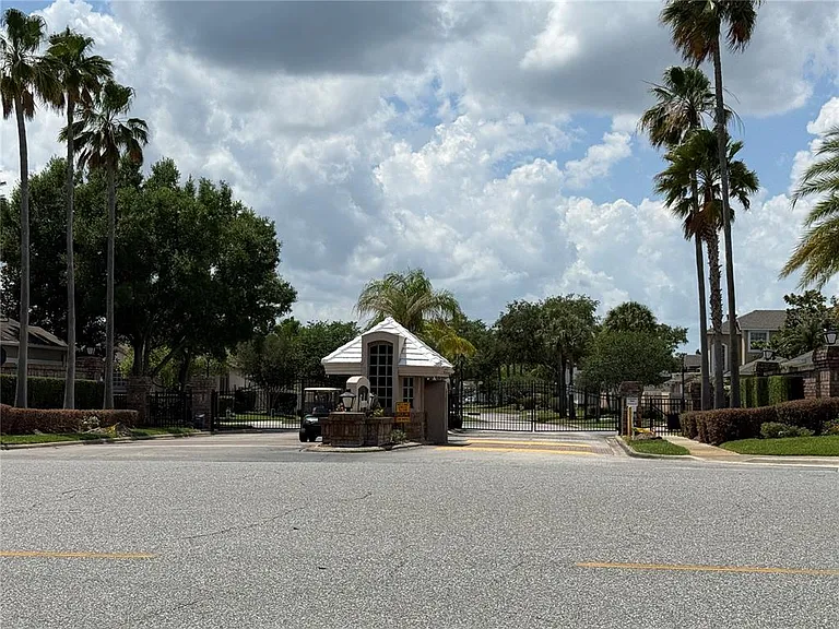 14457 Mandolin Dr — Photo 38