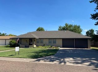 1948 N Calhoun Ave, Liberal, KS 67901