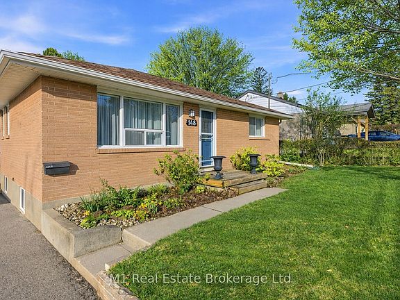 2nd image of 148 Victoria Rd N