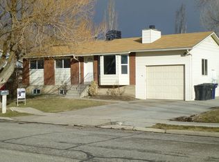 1213 S 875 W, Woods Cross, UT 84087
