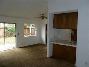 4th image of 1595 Woodland Oaks Way