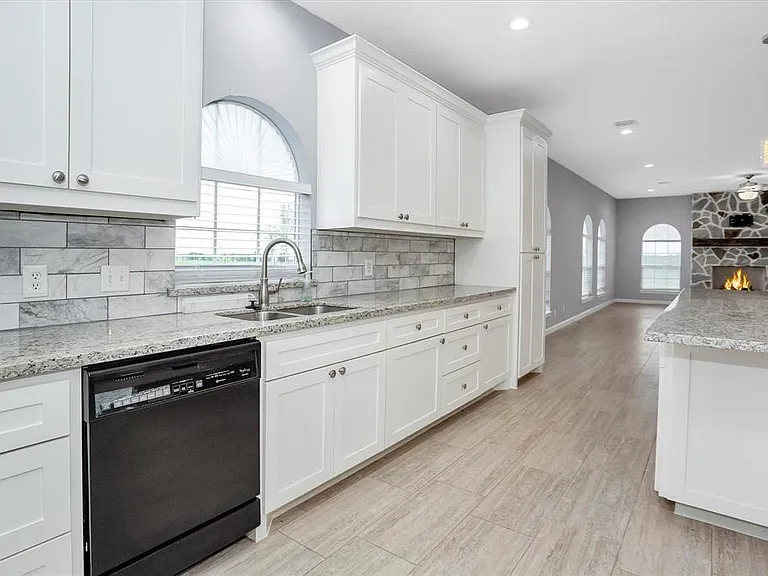 24600 Nine Bar Rd — Photo 10