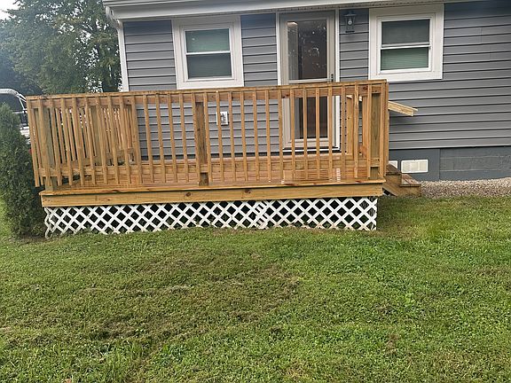 2nd image of 1532 Parker St