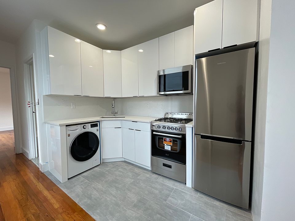 1st image of 309 W 121st St #3AC