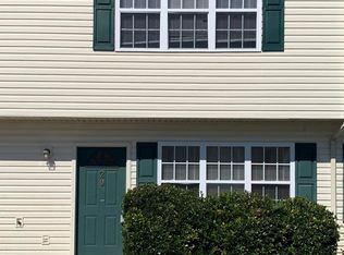 20 Pirates Cove Dr #1, Swansboro, NC 28584