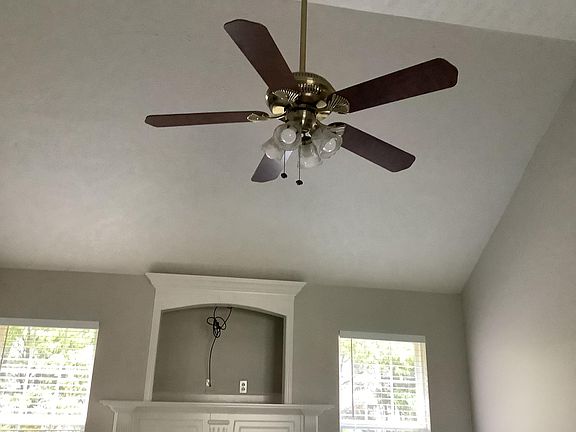 2nd image of 632 Stonetrace Dr