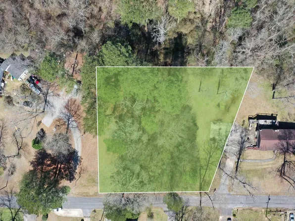 2605 October Dr #2.002, Adamsville, AL 35005